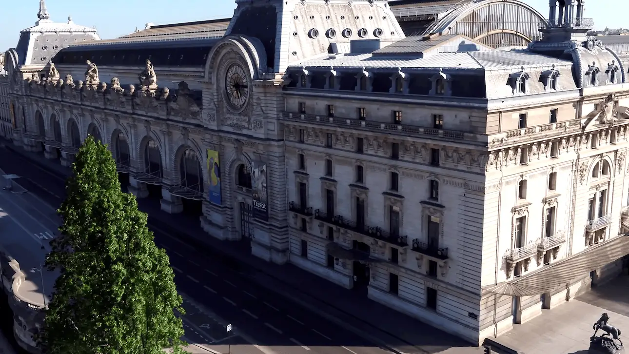 Fachada exterior del Museo de Orsay de París