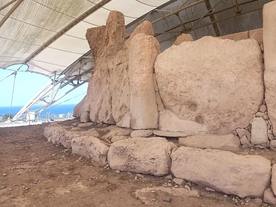 Temple Ħaġar Qim vue de l'intérieur