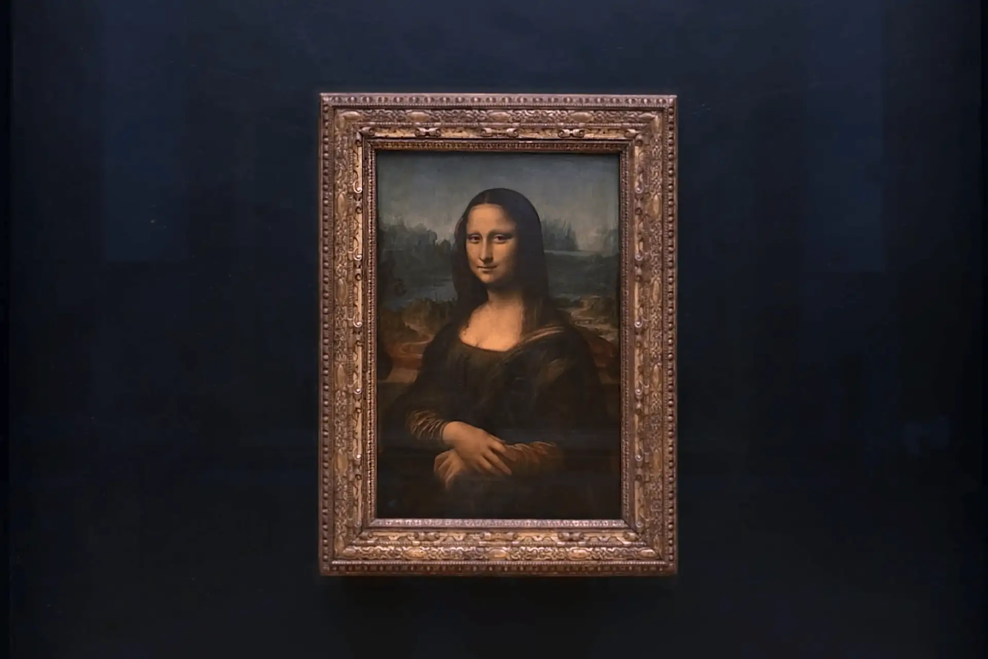 Mona Lisa painting at the Louvre