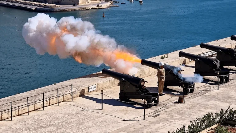 Visit Malta: Cannon Firing at the Saluting Battery of Valletta